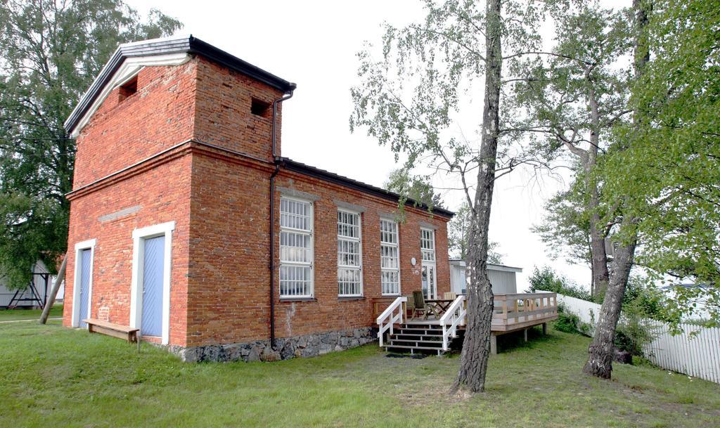 Lainela Puhkekuela Hotel Käsmu Exterior photo
